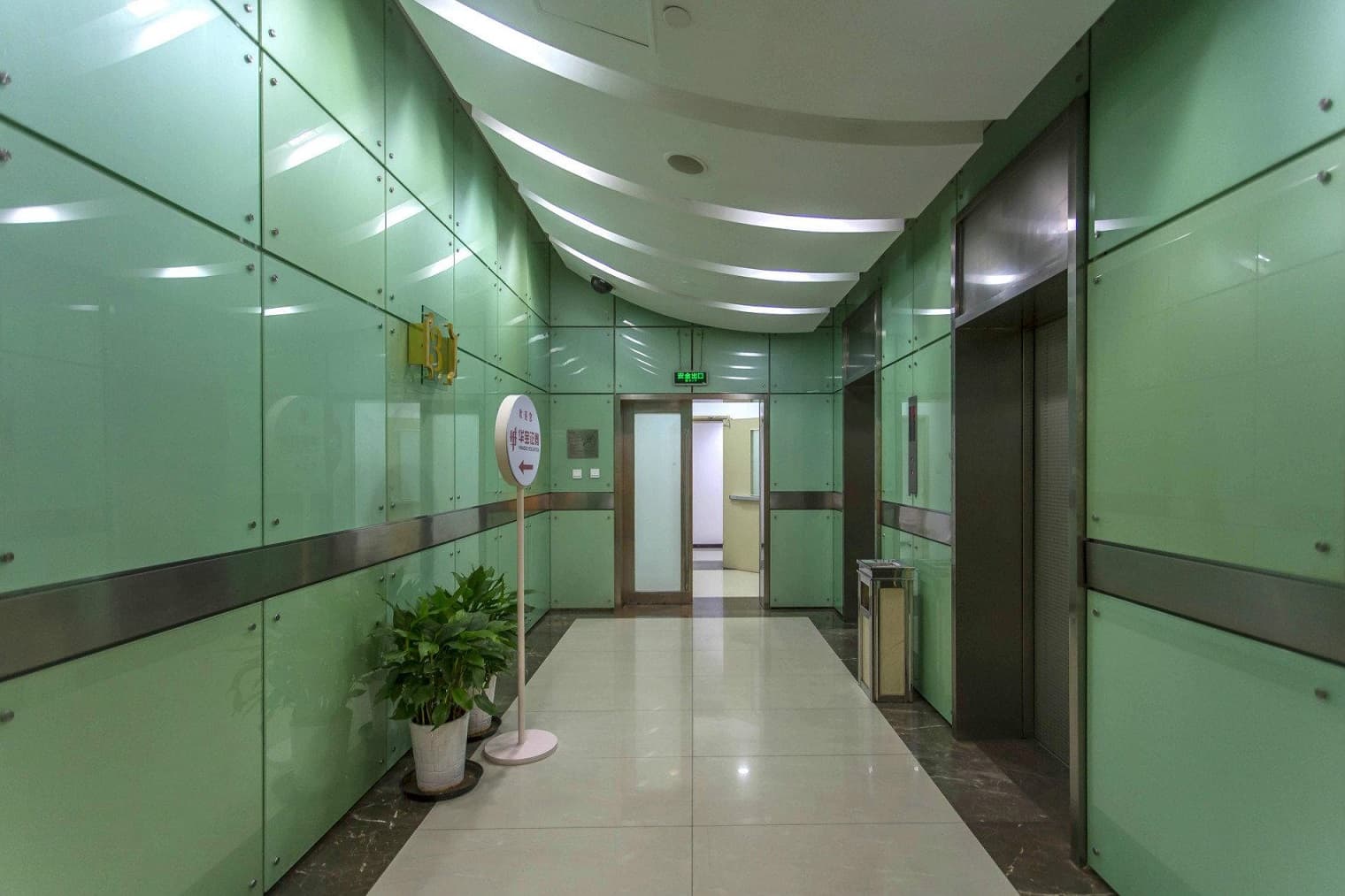 电梯厅